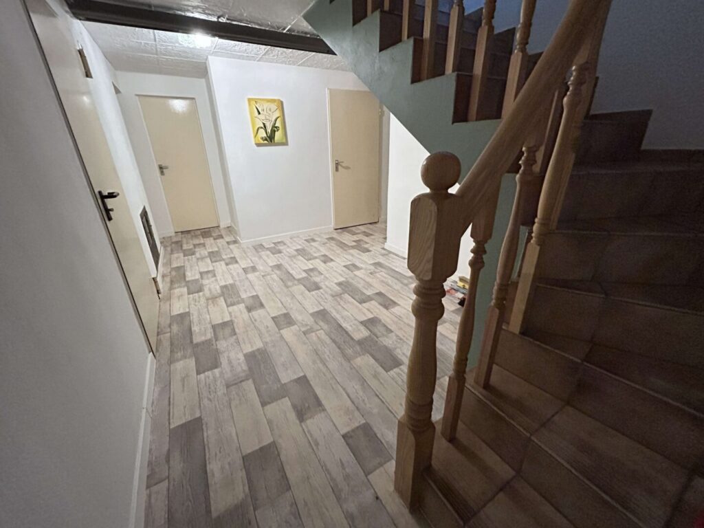 Keller
