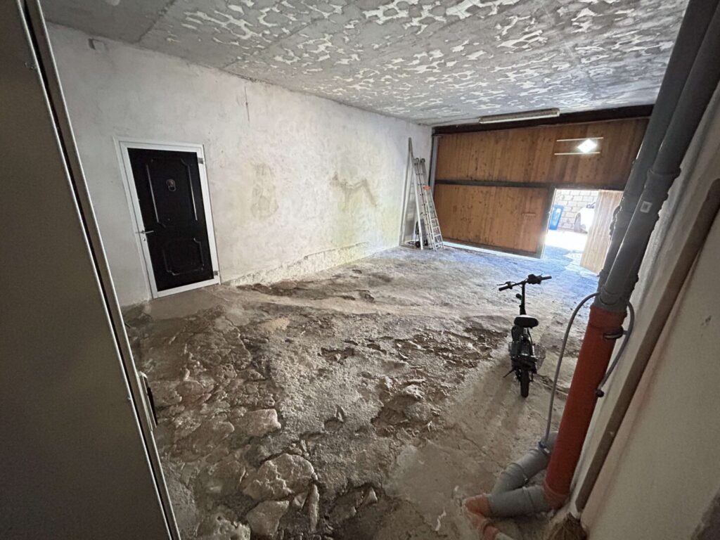 Garage EG