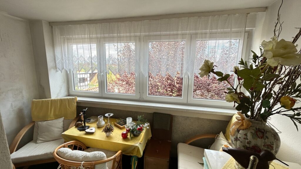 Loggia Zwischen 1. OG und 2. OG